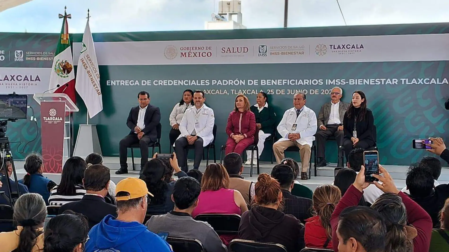 entrega de crerdenciales Imss-Bienestar Chiaugtempan (6)